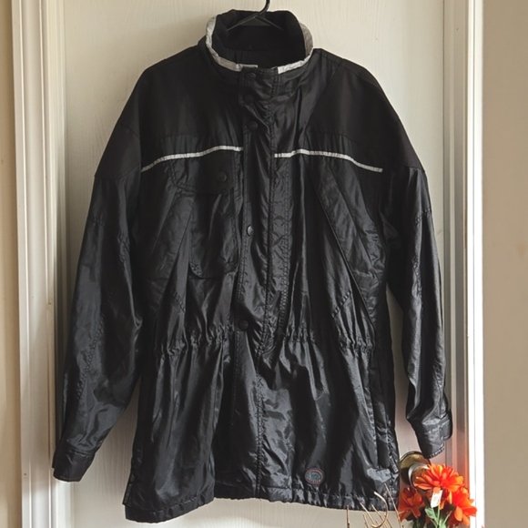 WindRiver Outfitting Co.| Black Fleece Lined Windbreaker Jacket - Picture 2 of 11